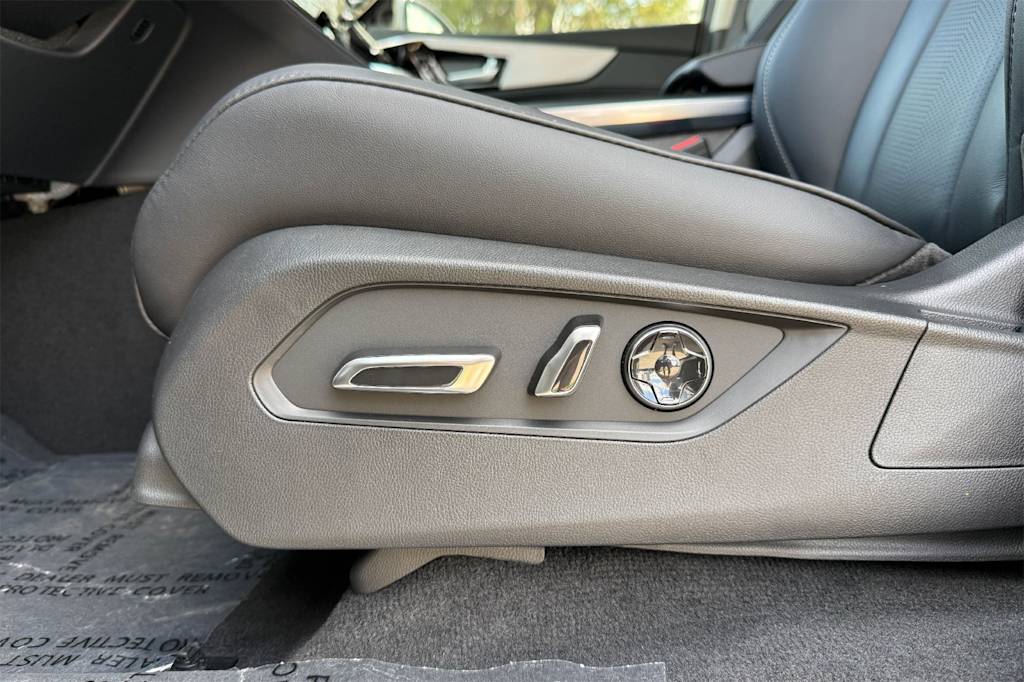 Thumbnail: 2026 Acura MDX - 24