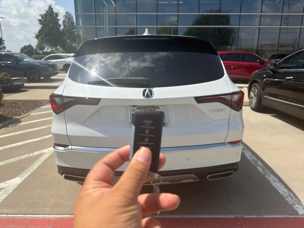 Thumbnail: 2025 Acura MDX - 10