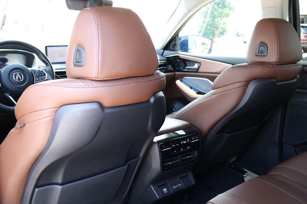 Thumbnail: 2023 Acura MDX - 21