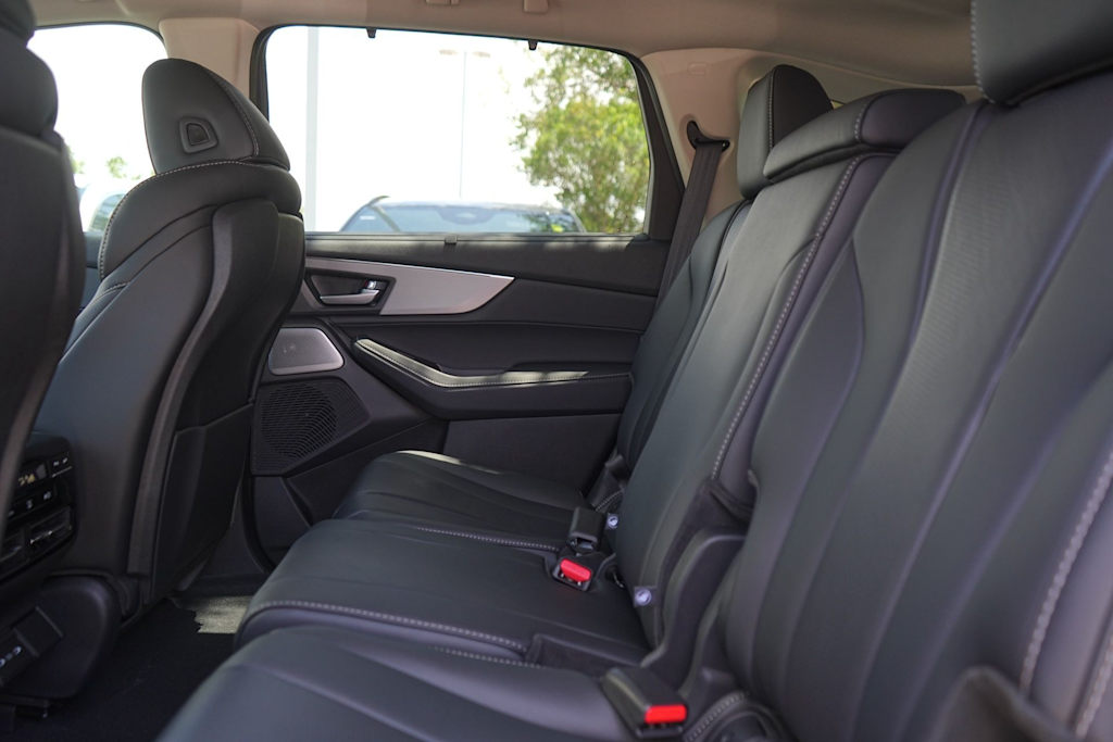 Thumbnail: 2026 Acura MDX - 21