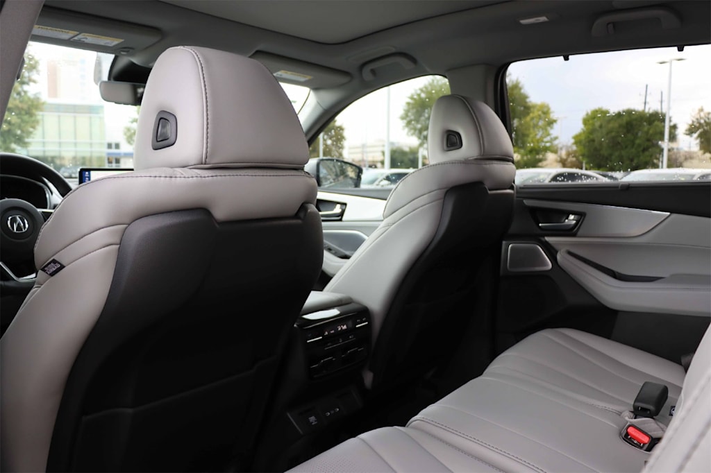 Thumbnail: 2026 Acura MDX - 13