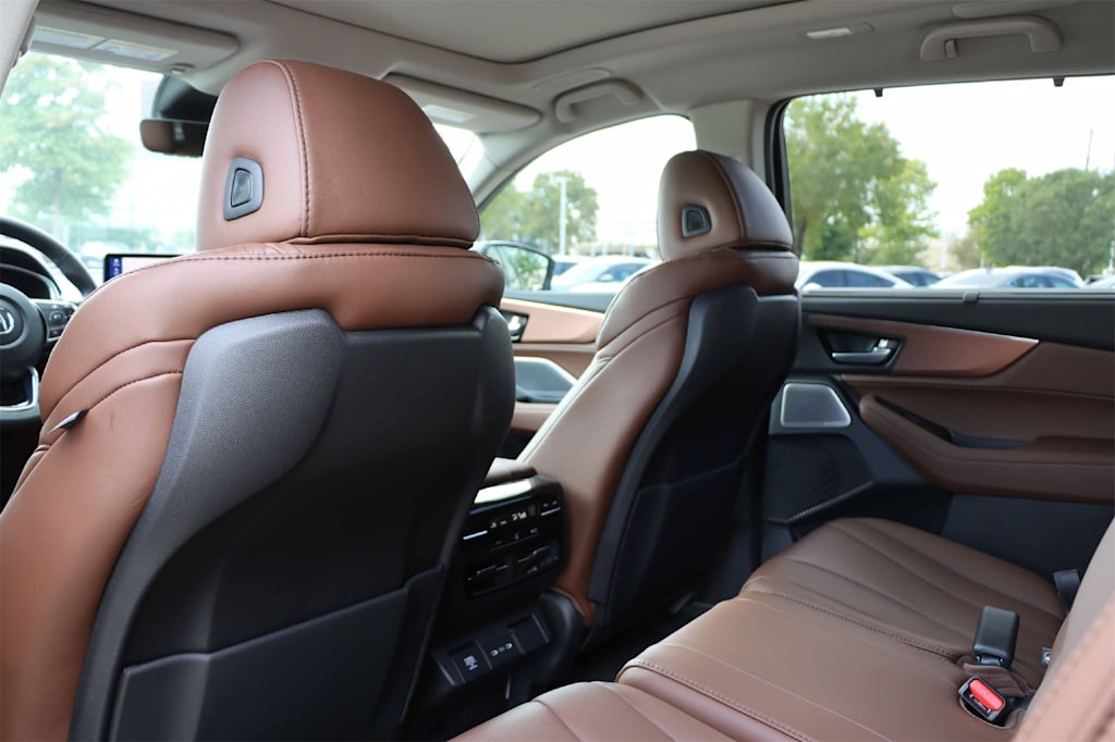 Thumbnail: 2026 Acura MDX - 13