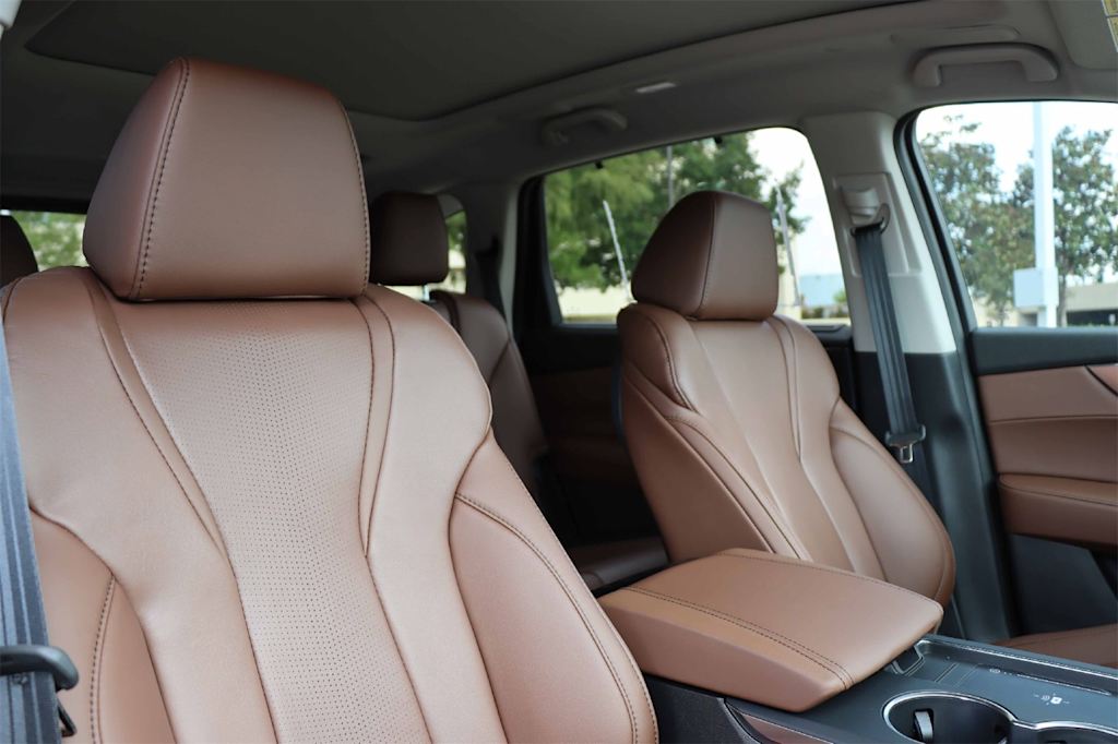 Thumbnail: 2026 Acura MDX - 12