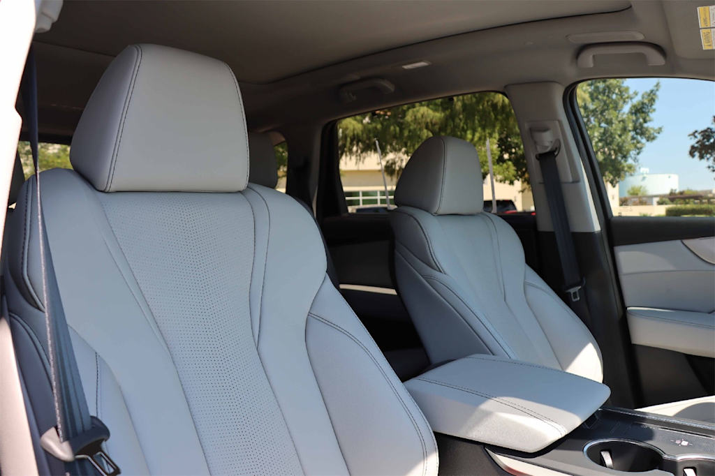 Thumbnail: 2026 Acura MDX - 12