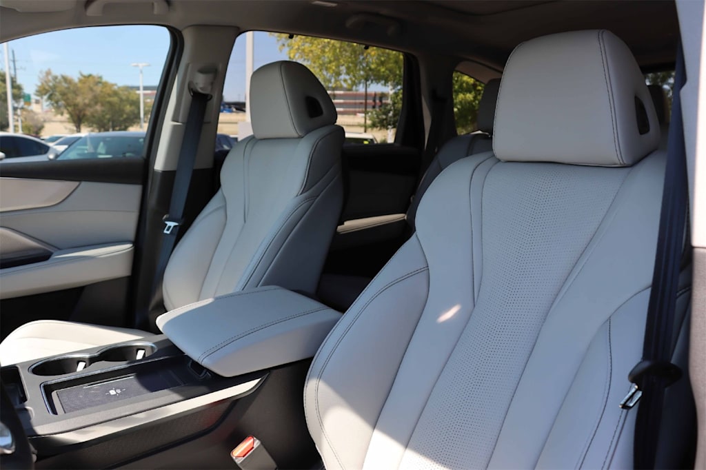 Thumbnail: 2026 Acura MDX - 11