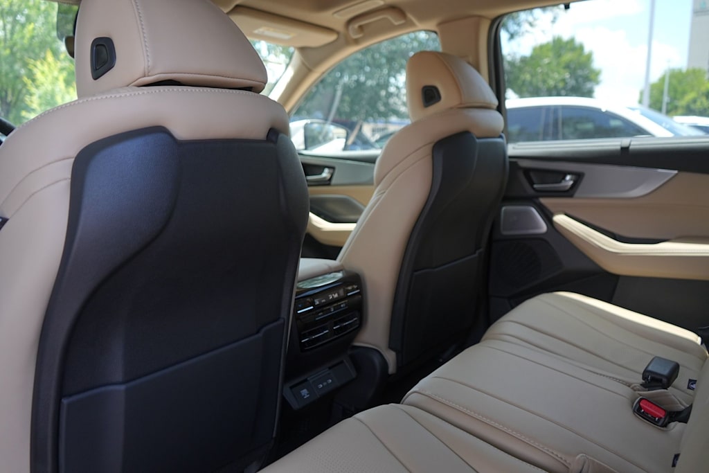 Thumbnail: 2026 Acura MDX - 12