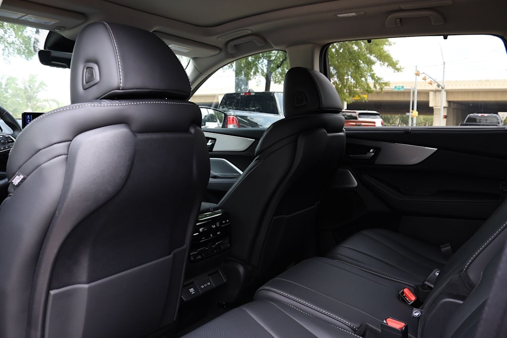 Thumbnail: 2026 Acura MDX - 13