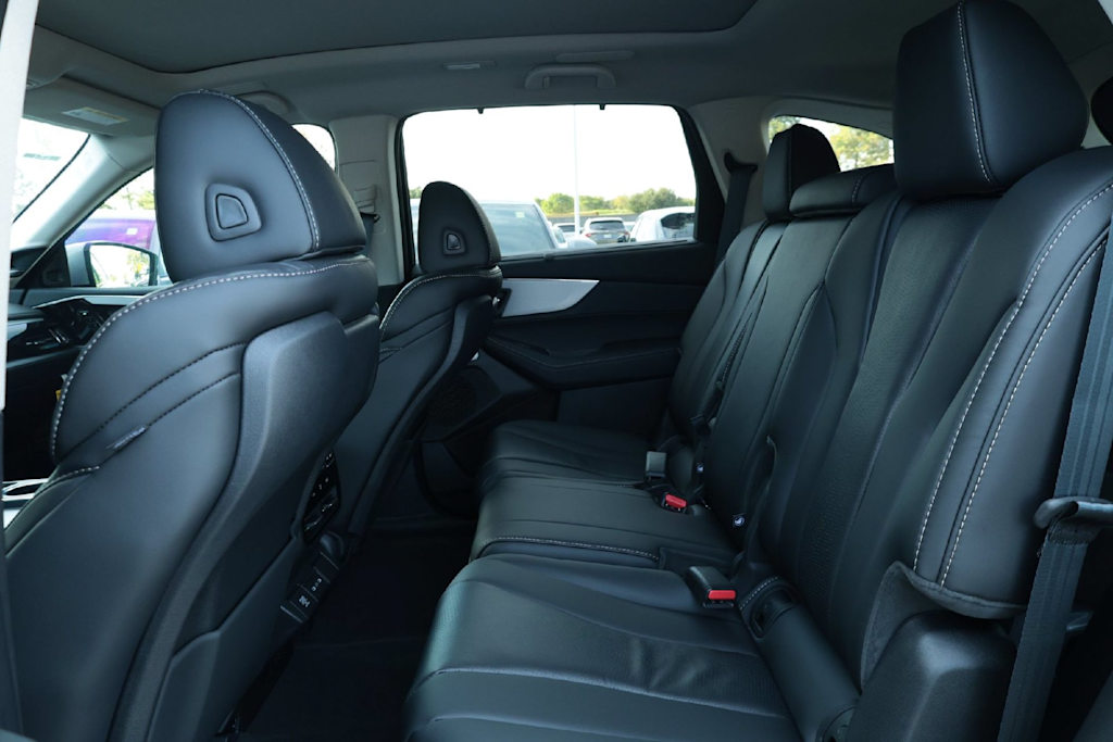 Thumbnail: 2026 Acura MDX - 21
