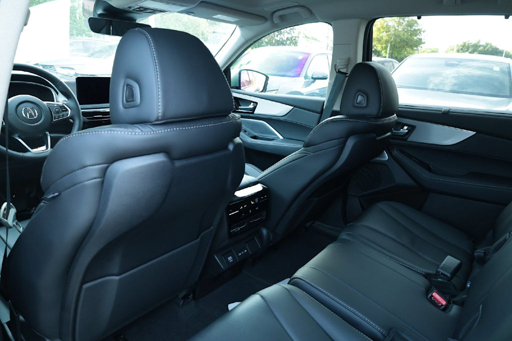 Thumbnail: 2026 Acura MDX - 13
