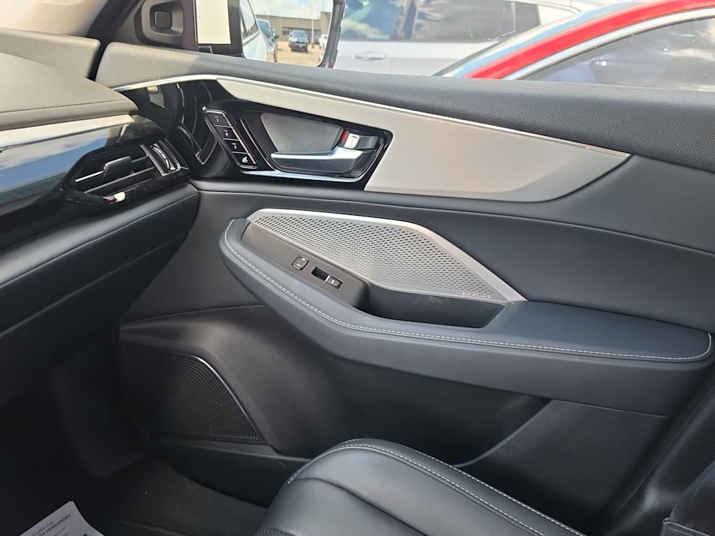 Thumbnail: 2023 Acura MDX - 13