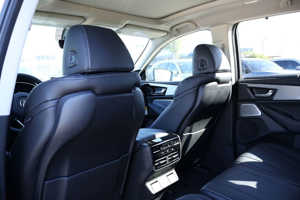 Thumbnail: 2026 Acura MDX - 13