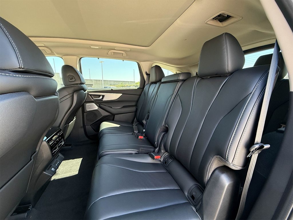 Thumbnail: 2026 Acura MDX - 21