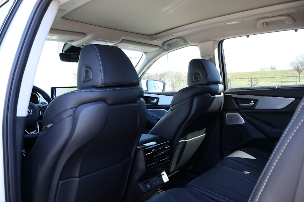Thumbnail: 2026 Acura MDX - 12