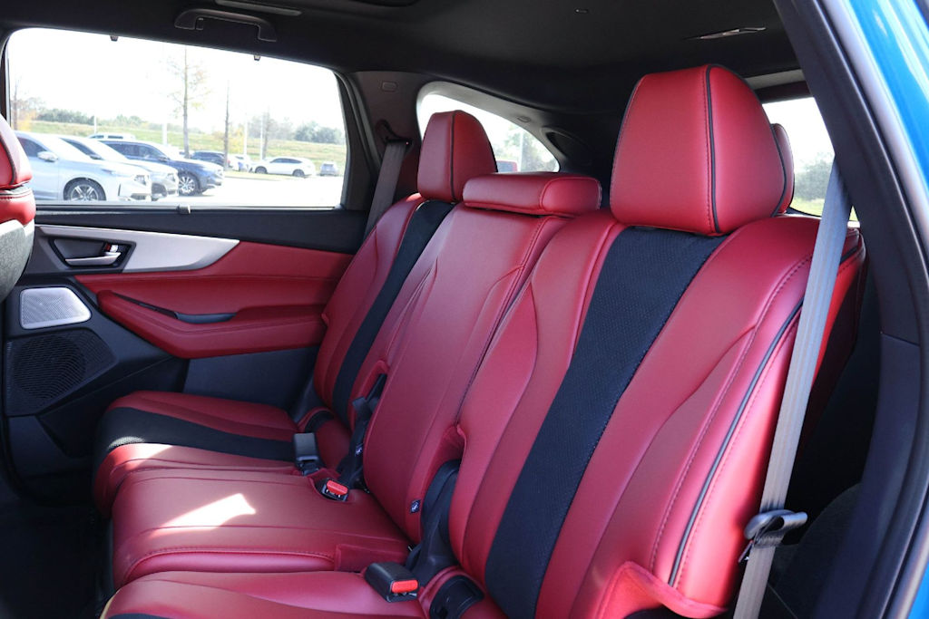 Thumbnail: 2026 Acura MDX - 21