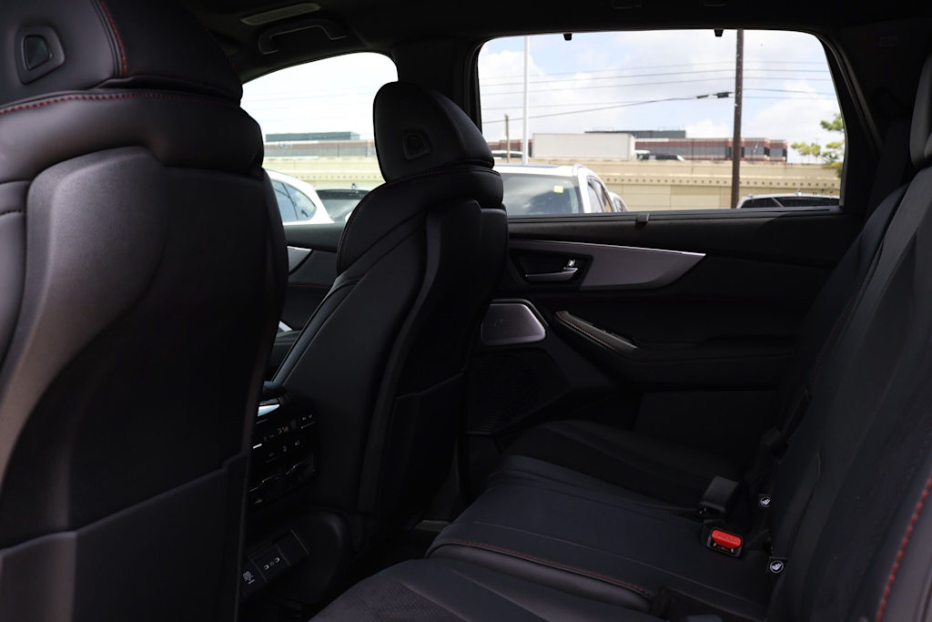 Thumbnail: 2026 Acura MDX - 13