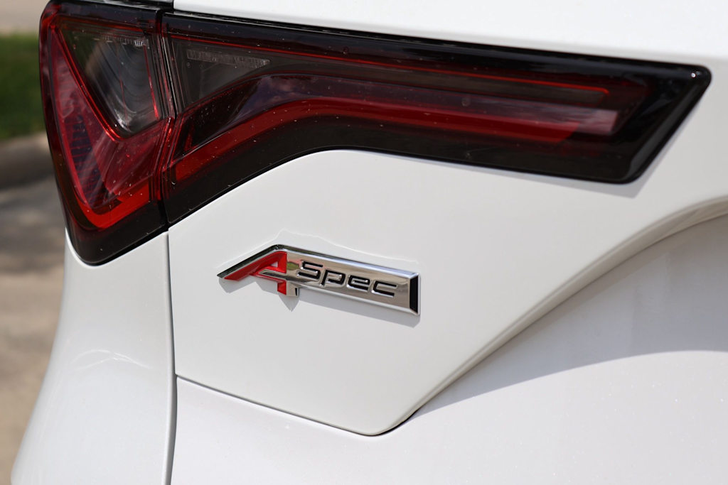 Thumbnail: 2026 Acura MDX - 7