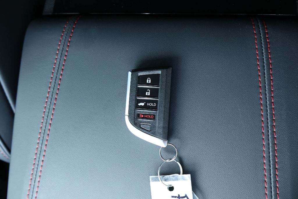 Thumbnail: 2023 Acura MDX - 18