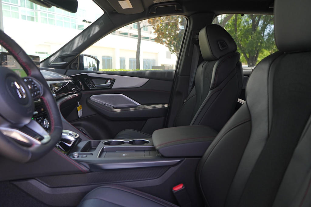 Thumbnail: 2026 Acura MDX - 11