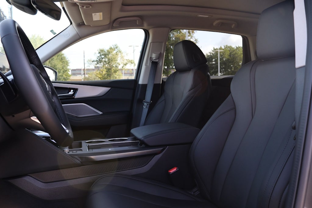 Thumbnail: 2026 Acura MDX - 12