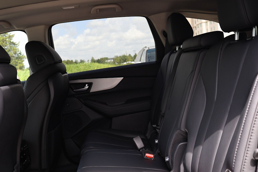 Thumbnail: 2026 Acura MDX - 20