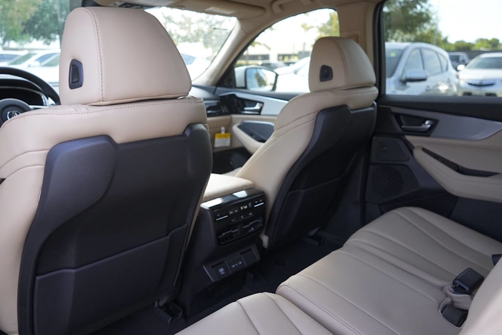 Thumbnail: 2026 Acura MDX - 13