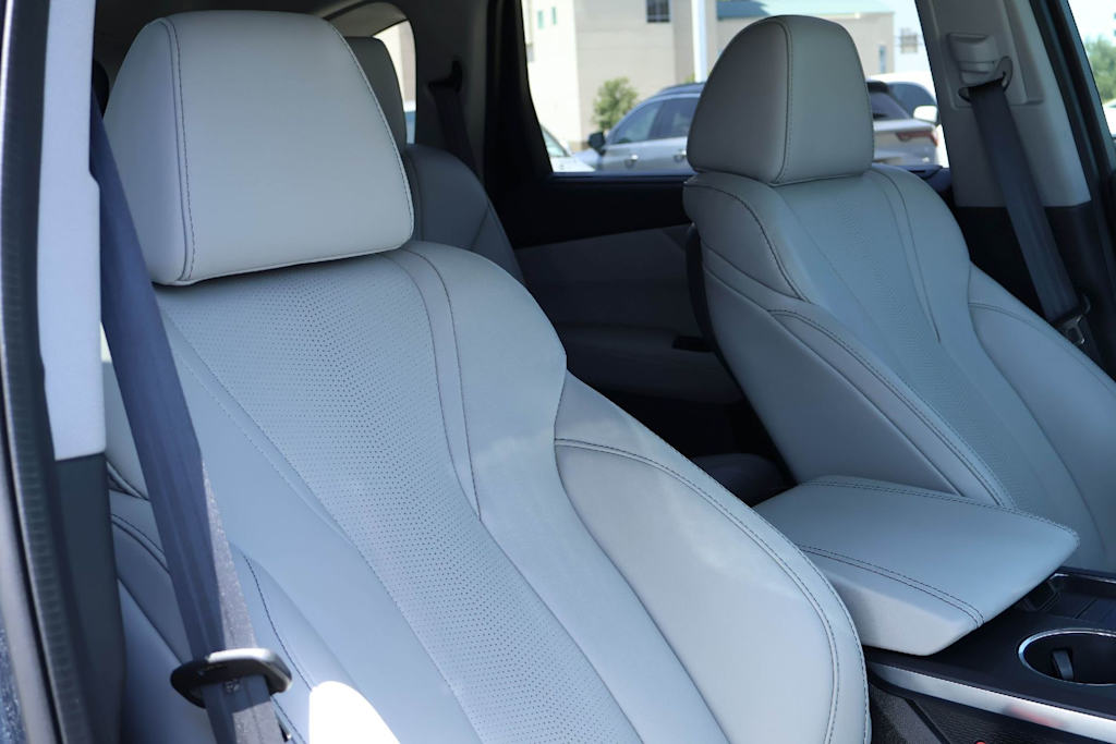 Thumbnail: 2025 Acura MDX - 20