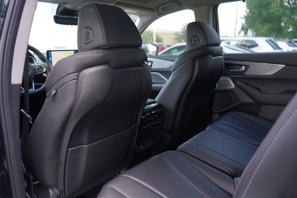 Thumbnail: 2026 Acura MDX - 13