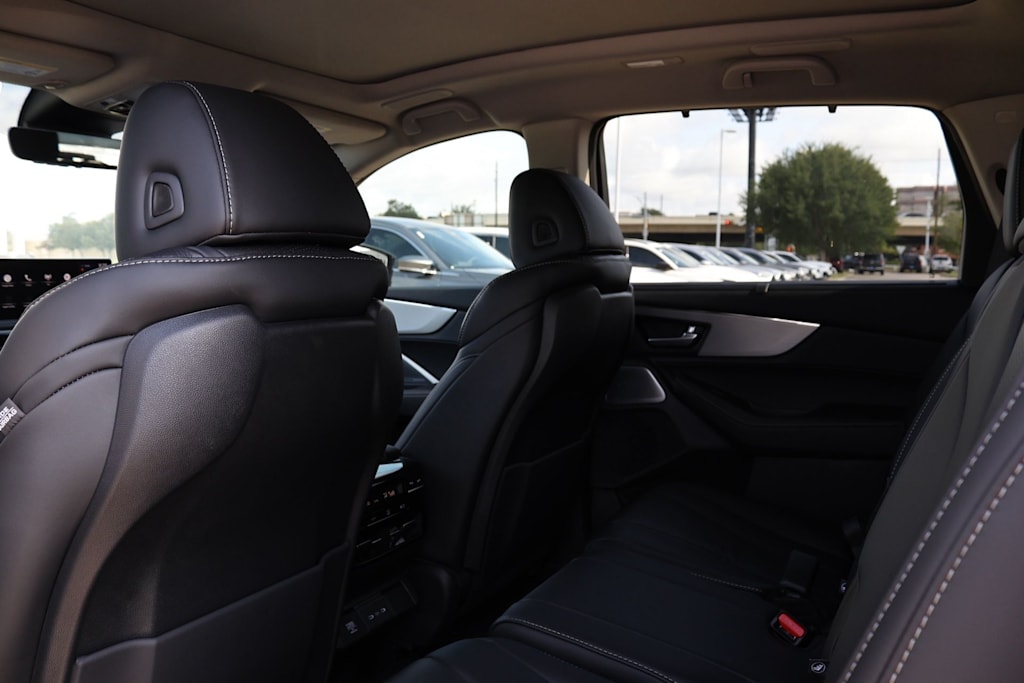 Thumbnail: 2026 Acura MDX - 12