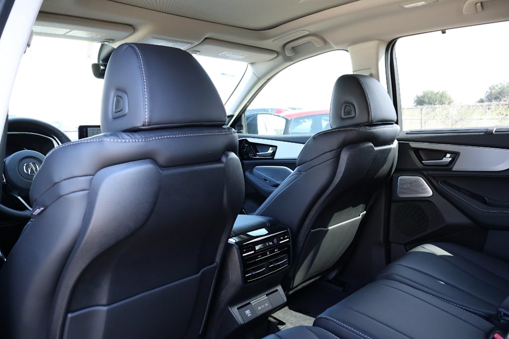 Thumbnail: 2026 Acura MDX - 12