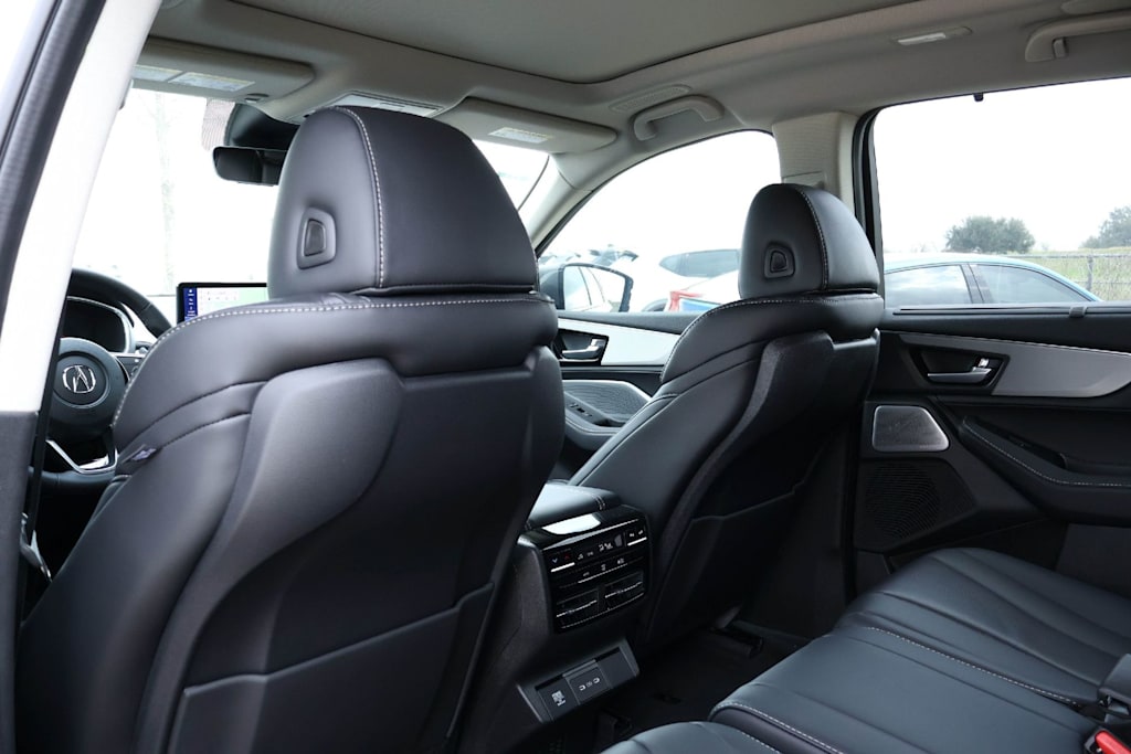 Thumbnail: 2026 Acura MDX - 12