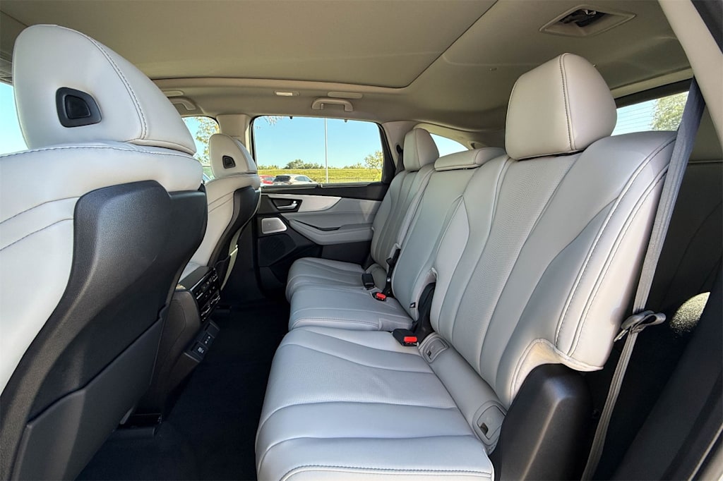 Thumbnail: 2026 Acura MDX - 21