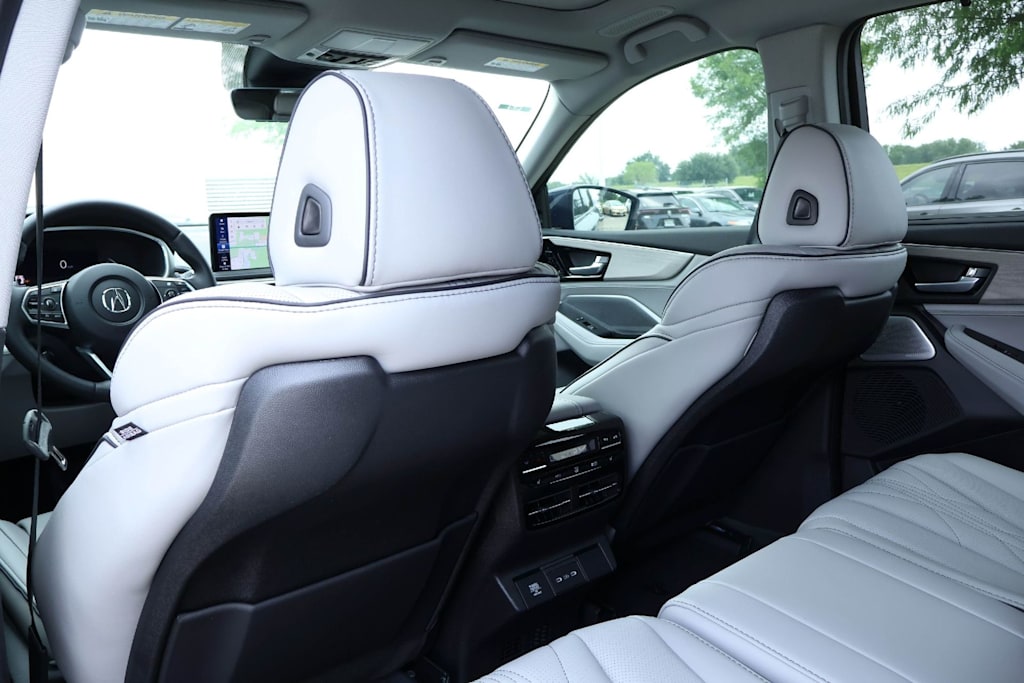 Thumbnail: 2026 Acura MDX - 13