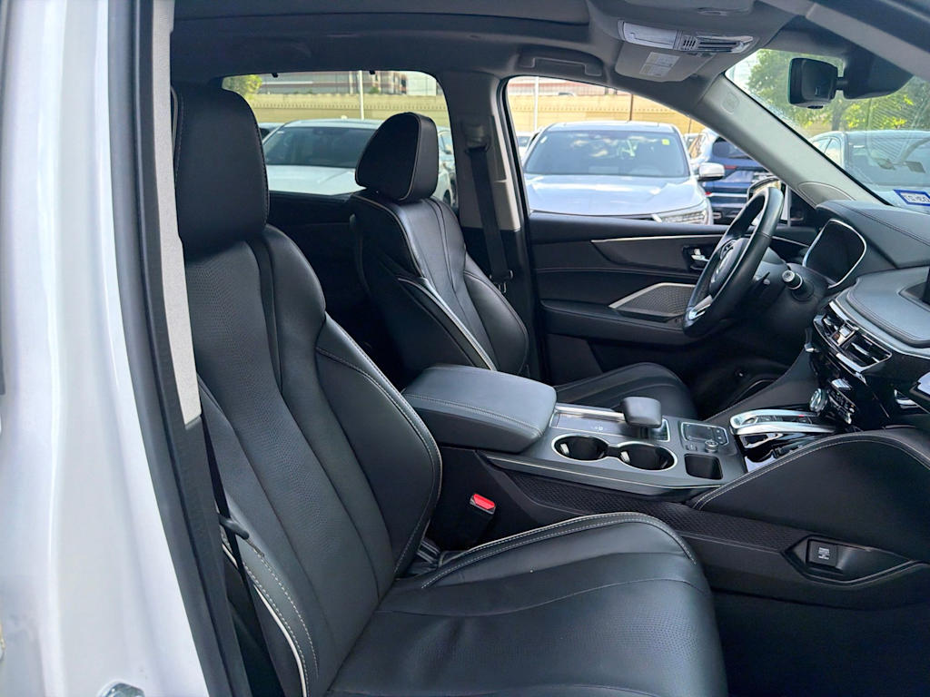 Thumbnail: 2024 Acura MDX - 6