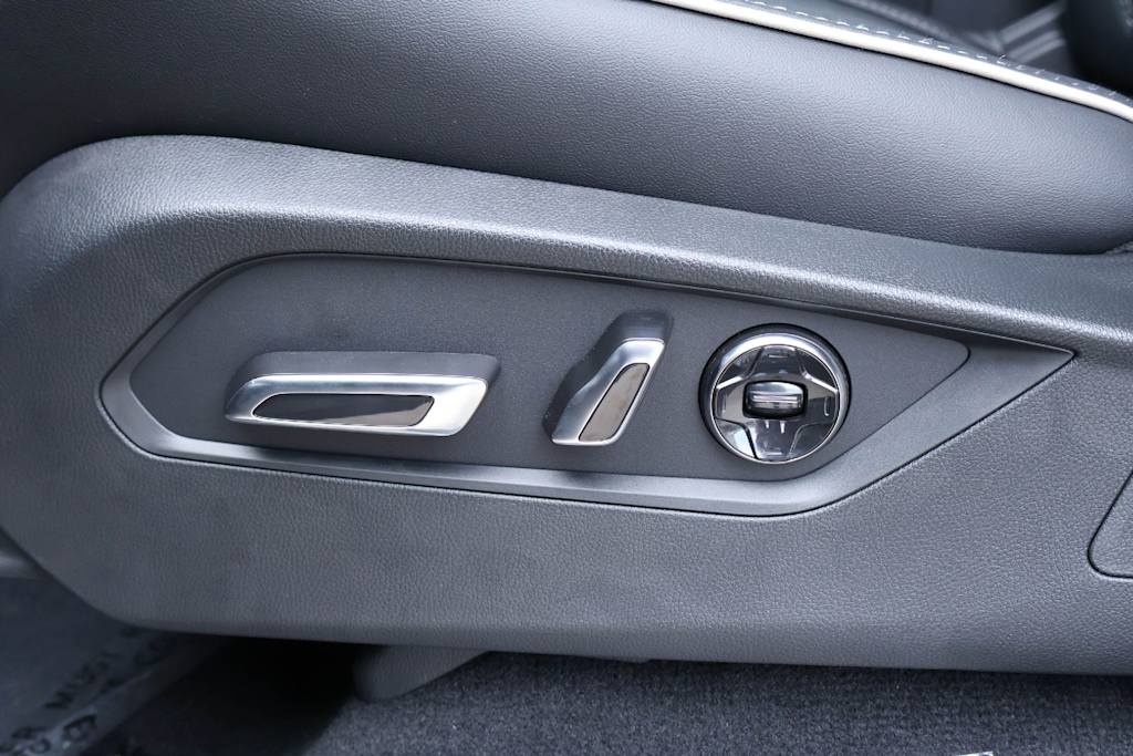 Thumbnail: 2026 Acura MDX - 24