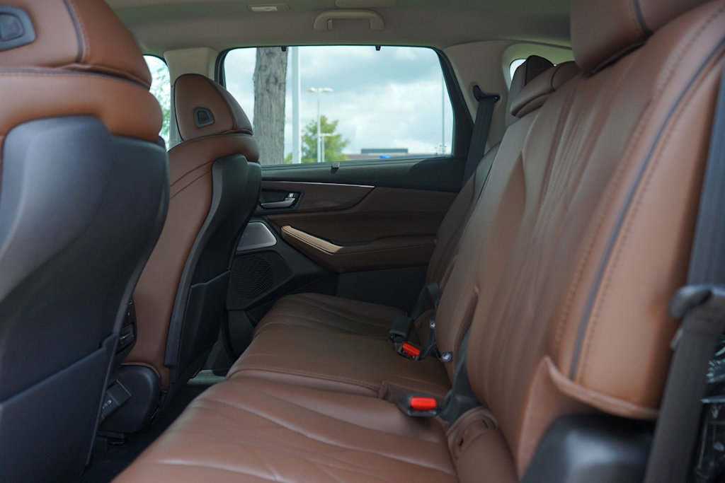Thumbnail: 2026 Acura MDX - 21