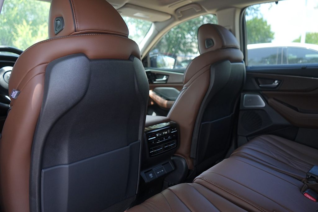Thumbnail: 2026 Acura MDX - 13