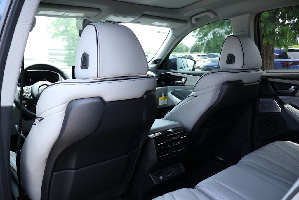 Thumbnail: 2026 Acura MDX - 13