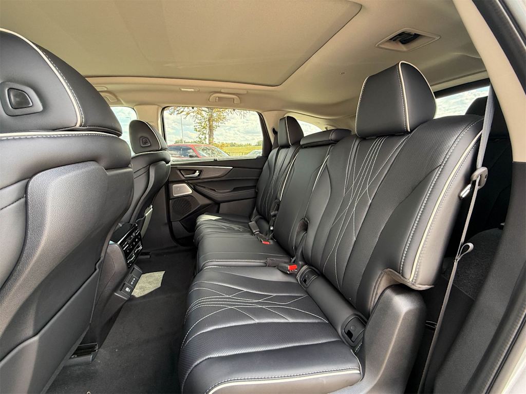 Thumbnail: 2026 Acura MDX - 21