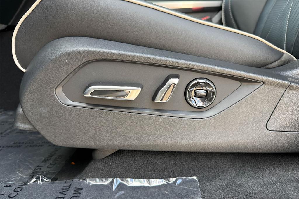 Thumbnail: 2026 Acura MDX - 24