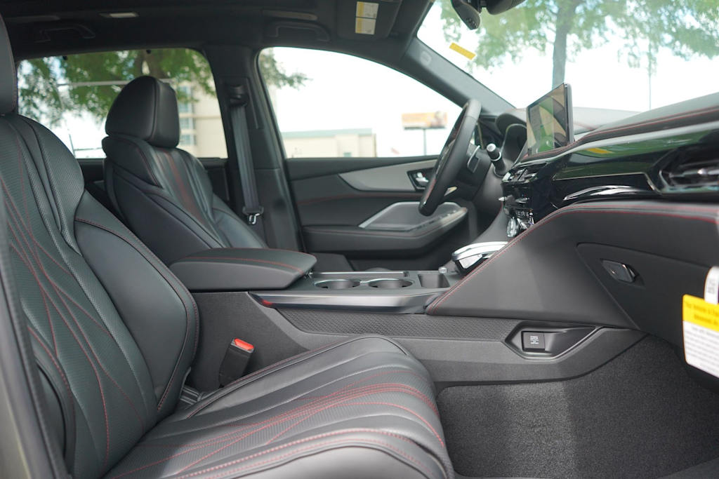 Thumbnail: 2026 Acura MDX - 12
