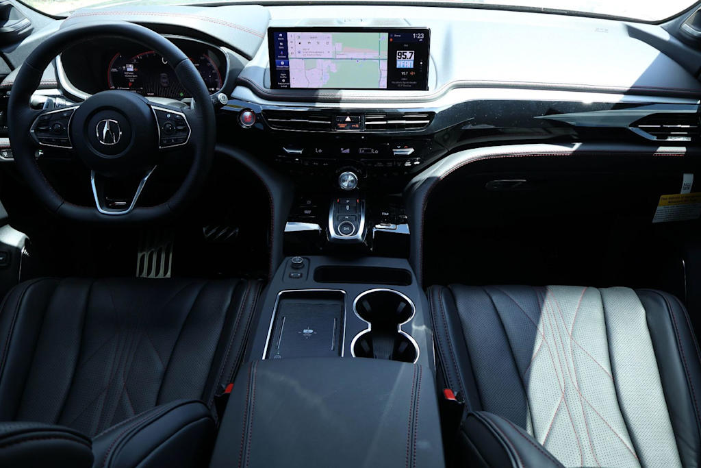 Thumbnail: 2026 Acura MDX - 10