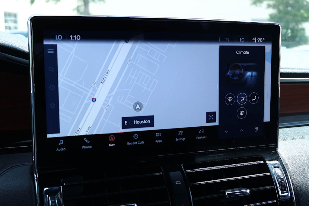 Thumbnail: 2024 Lincoln Navigator - 26