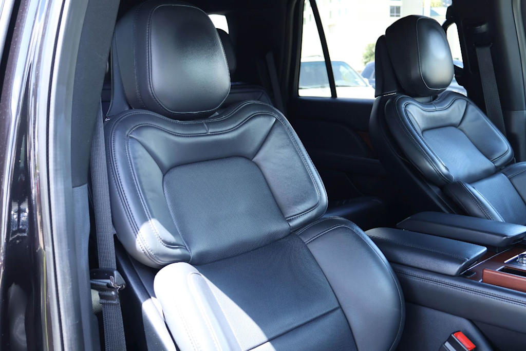 Thumbnail: 2024 Lincoln Navigator - 20