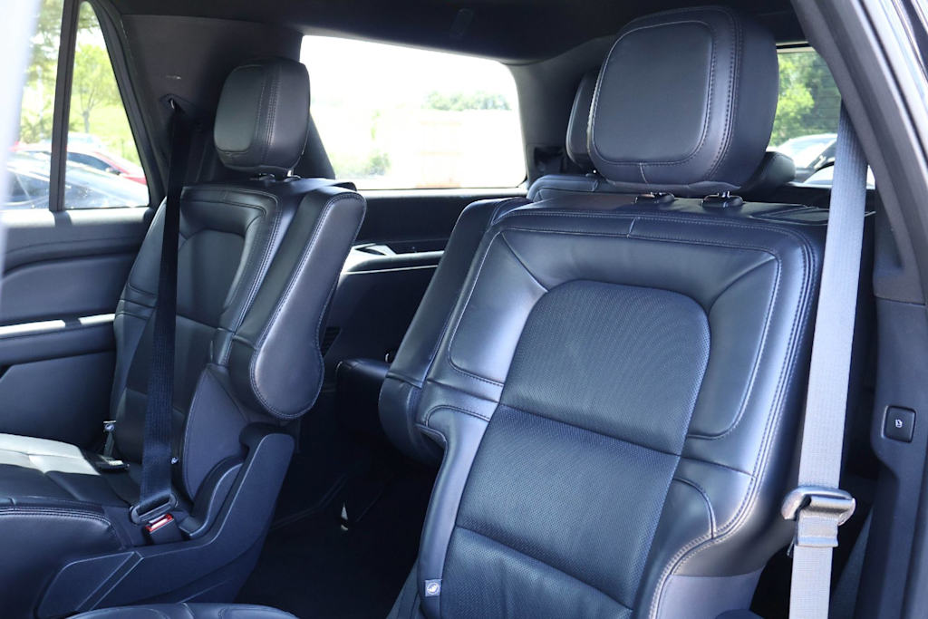 Thumbnail: 2024 Lincoln Navigator - 13