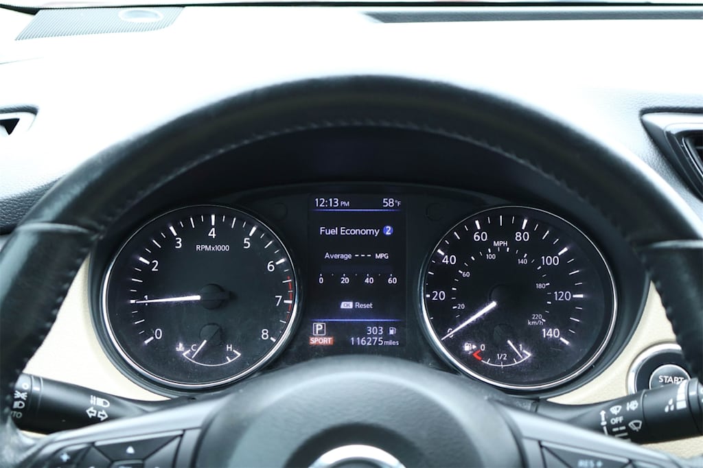 Thumbnail: 2018 Nissan Rogue - 17