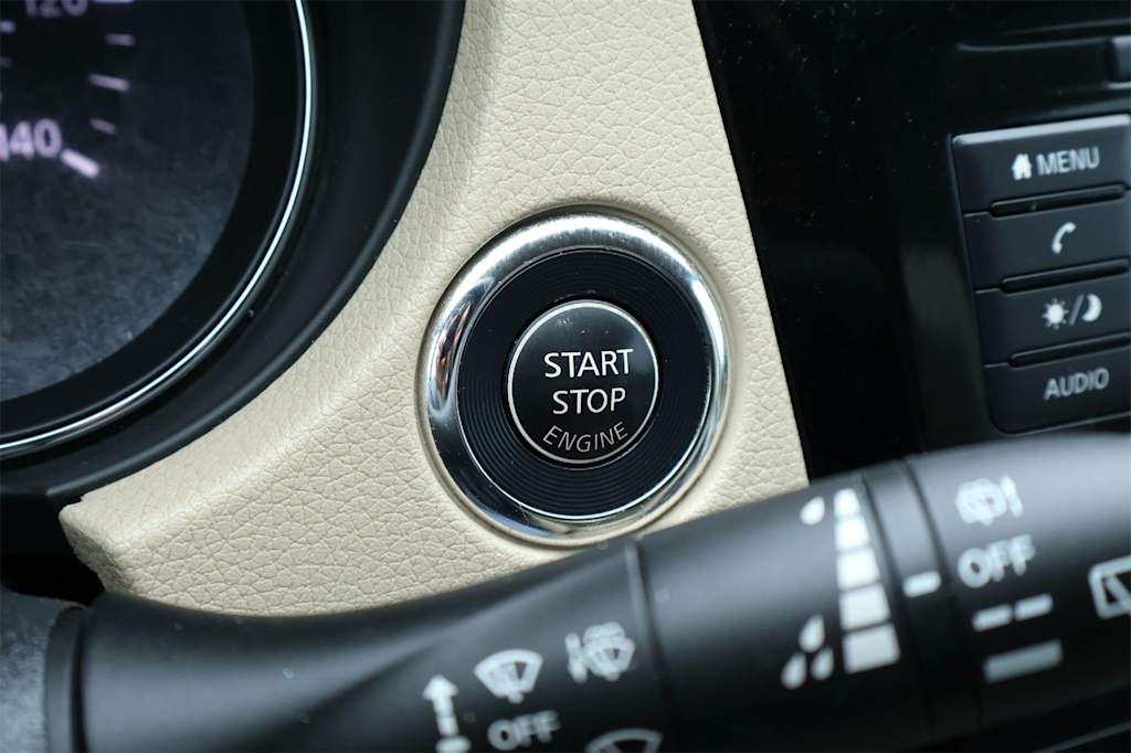 Thumbnail: 2018 Nissan Rogue - 25