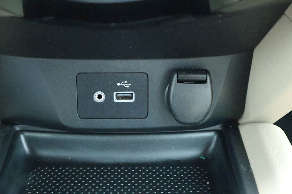 Thumbnail: 2018 Nissan Rogue - 26