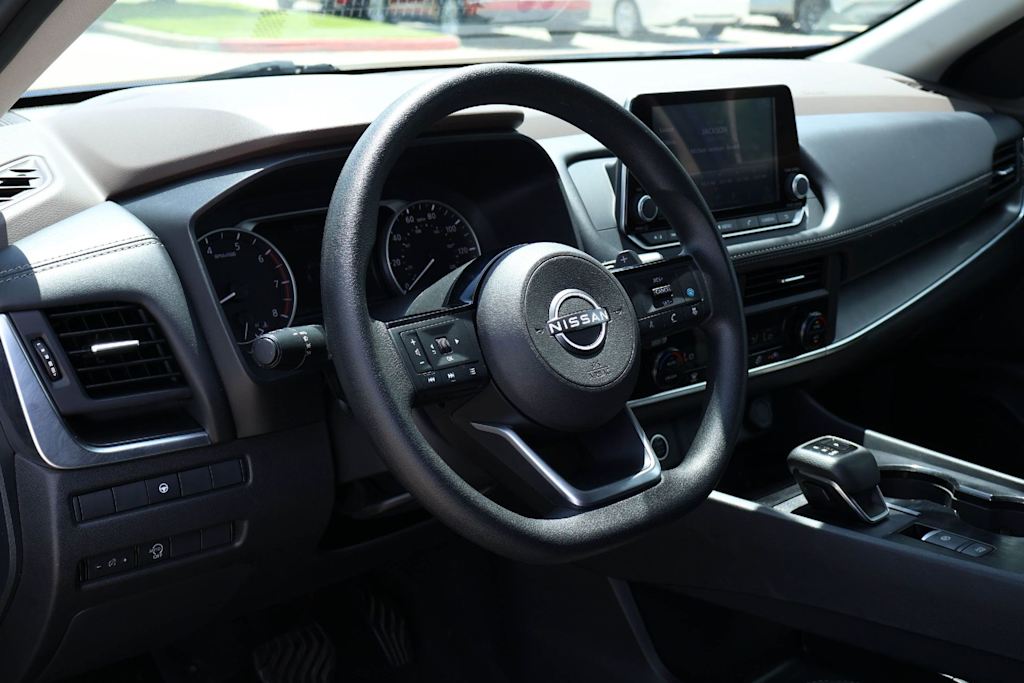 Thumbnail: 2023 Nissan Rogue - 2