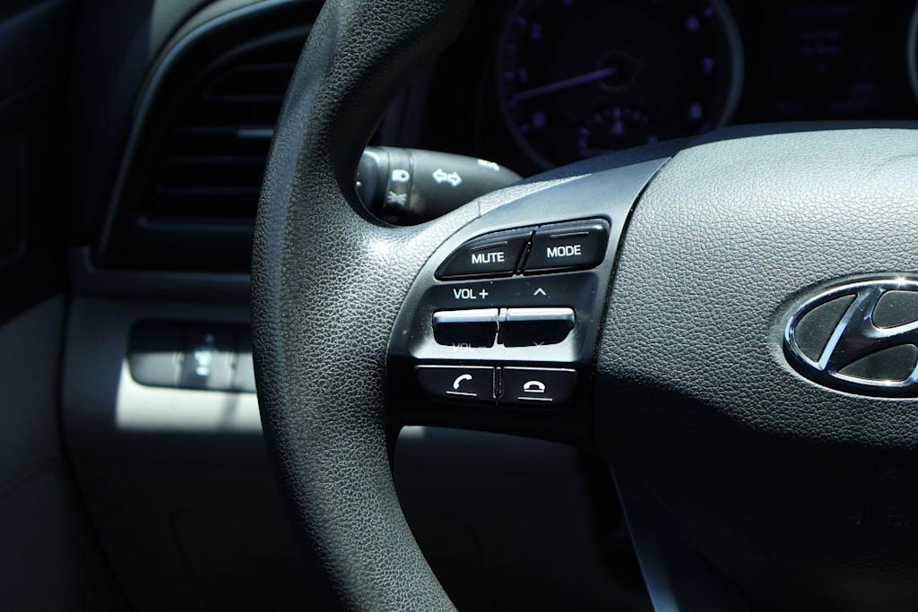 Thumbnail: 2020 Hyundai Elantra - 22