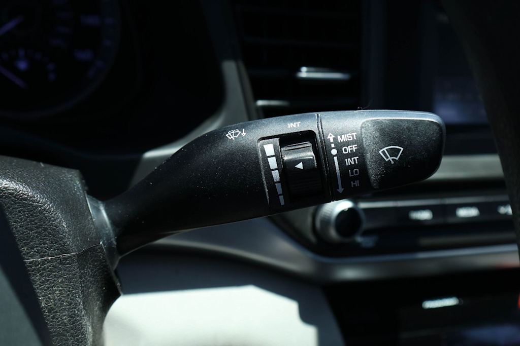 Thumbnail: 2020 Hyundai Elantra - 28